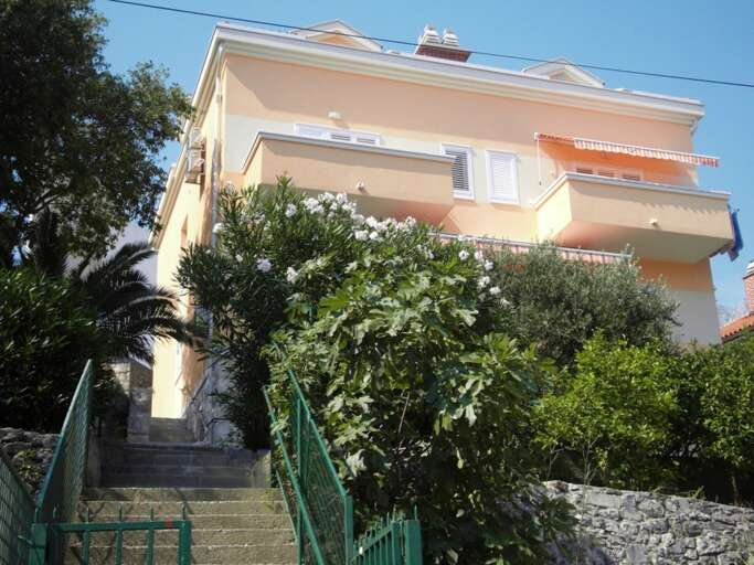 Makarska Apartment Rental
