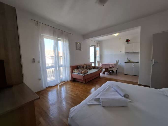 Makarska Apartment Rental