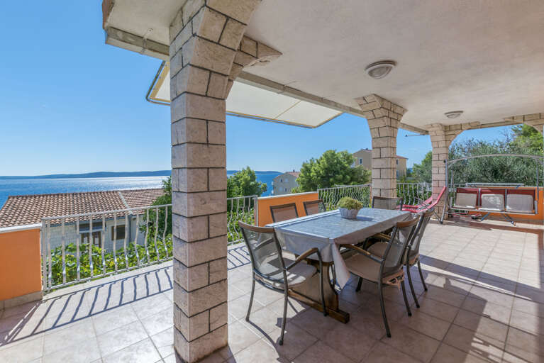 Okrug Gornji Apartment Rental
