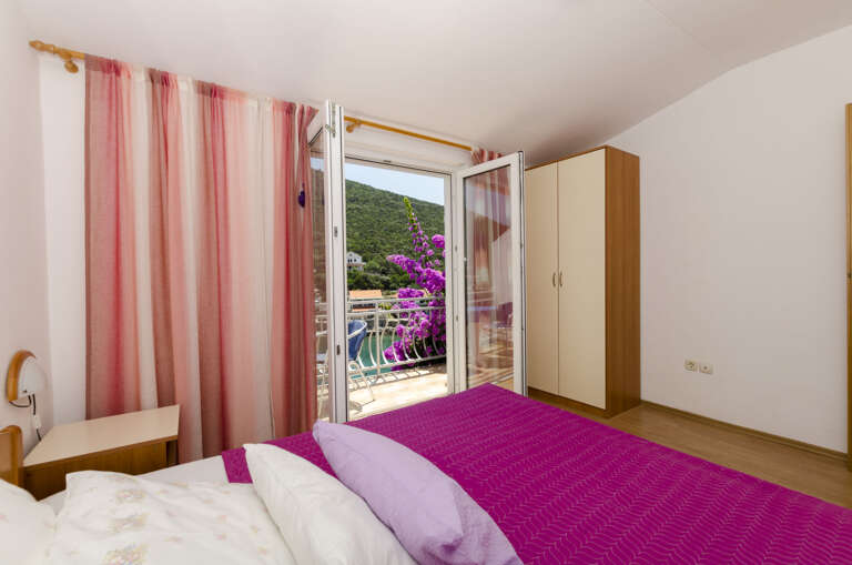Gdinj Apartment Rental