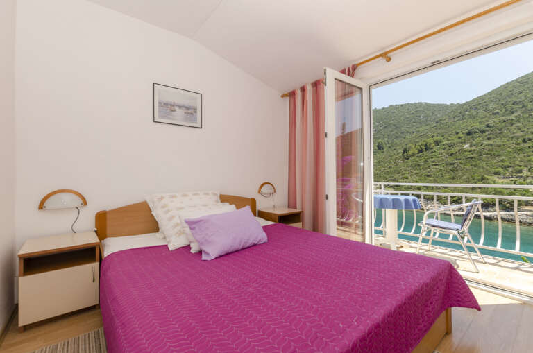 Gdinj Apartment Rental