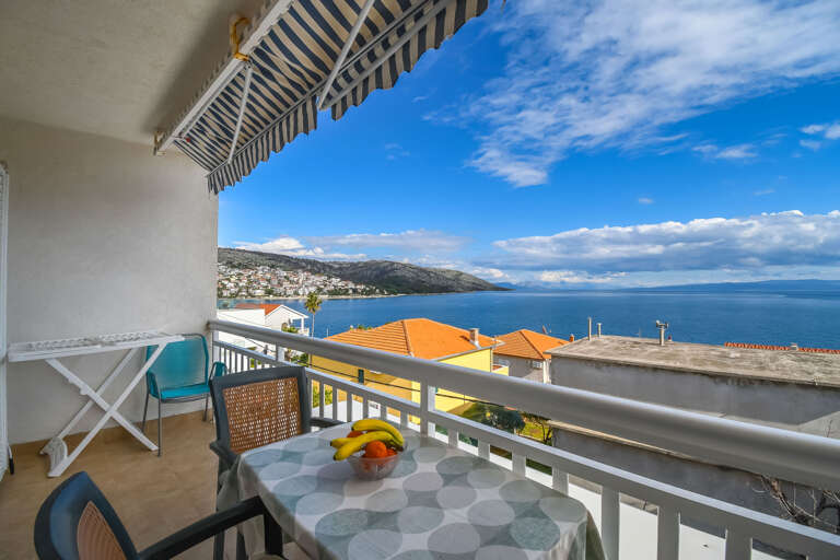 Okrug Gornji Apartment Rental