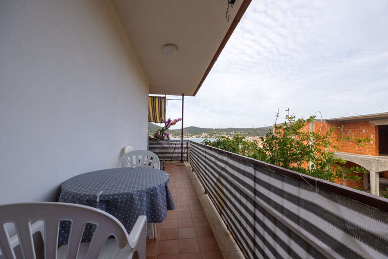 Vinisce Apartment Rental