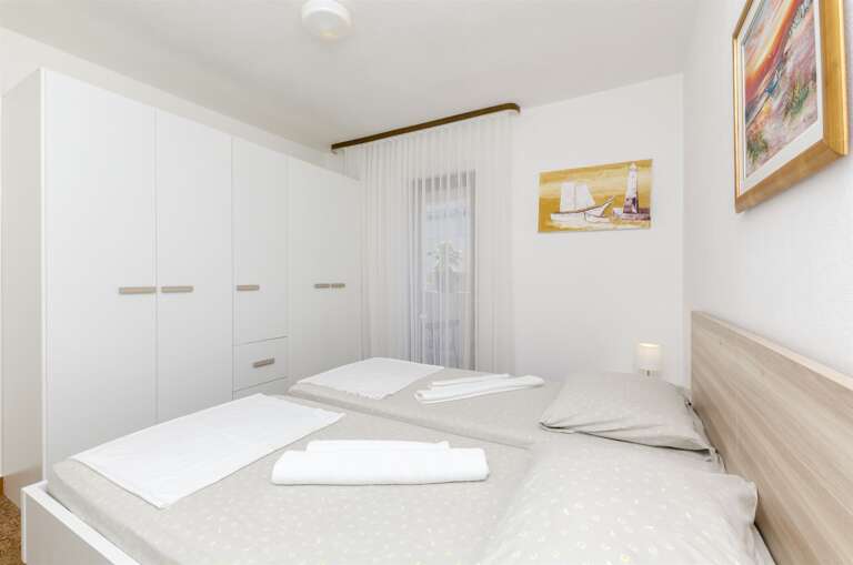 Apartments Denis - 38341-A3