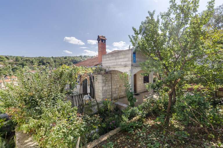 Splitska Home Rental