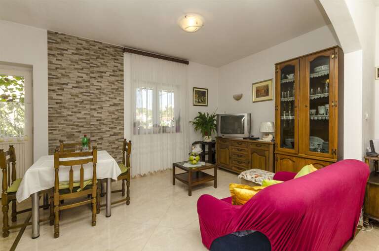 Splitska Home Rental