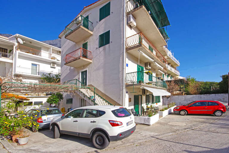 Makarska Apartment Rental