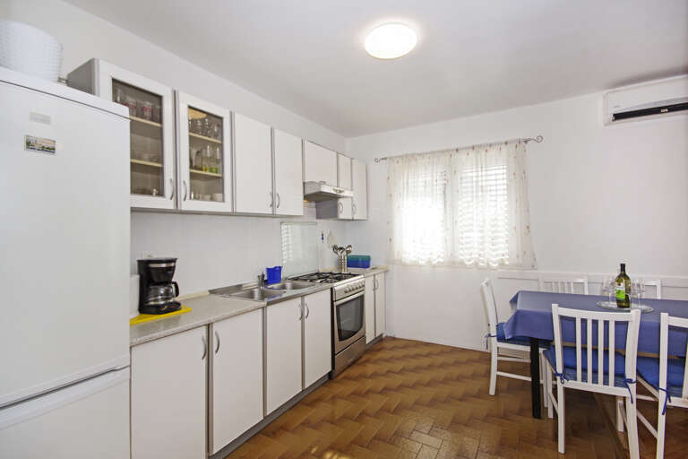 Apartment Danica - 38861-A1