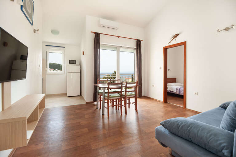 Okrug Gornji Apartment Rental