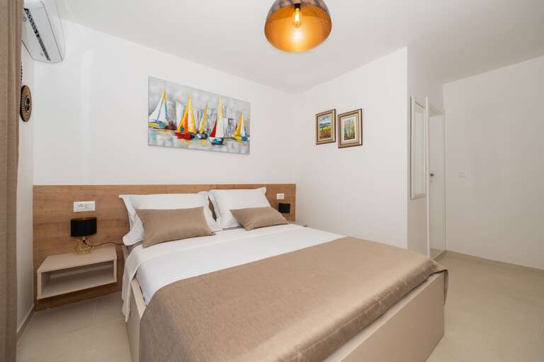 Krvavica Home Rental