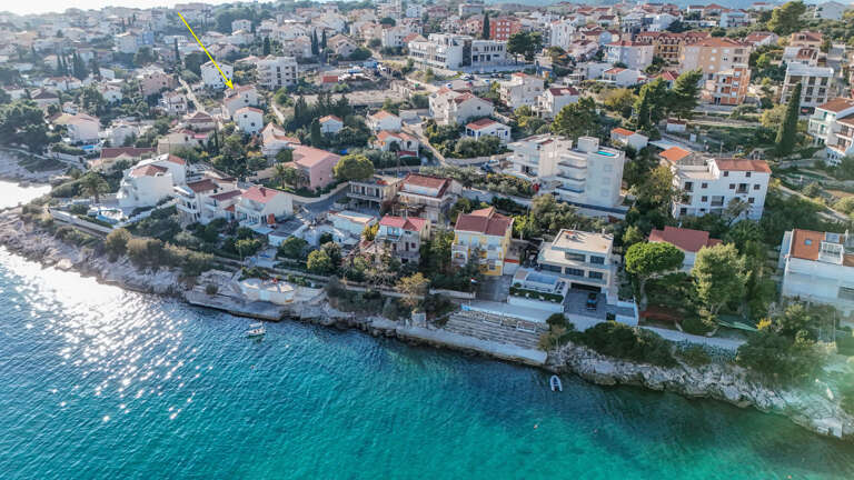 Okrug Gornji Apartment Rental