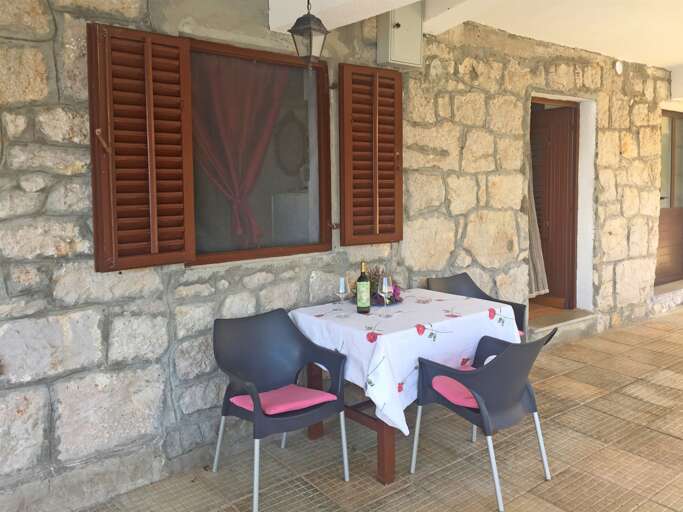 Bogomolje Apartment Rental