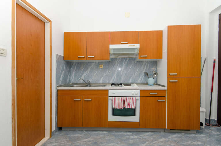 Vis Apartment Rental