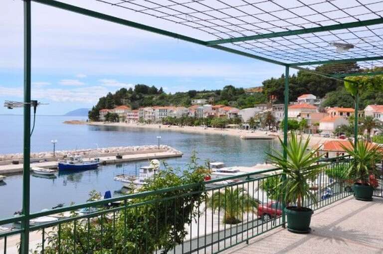 Podgora Apartment Rental