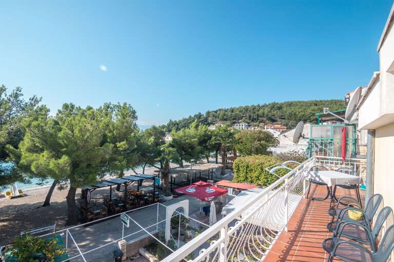Drvenik Apartment Rental