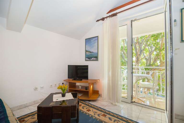 Drvenik Apartment Rental