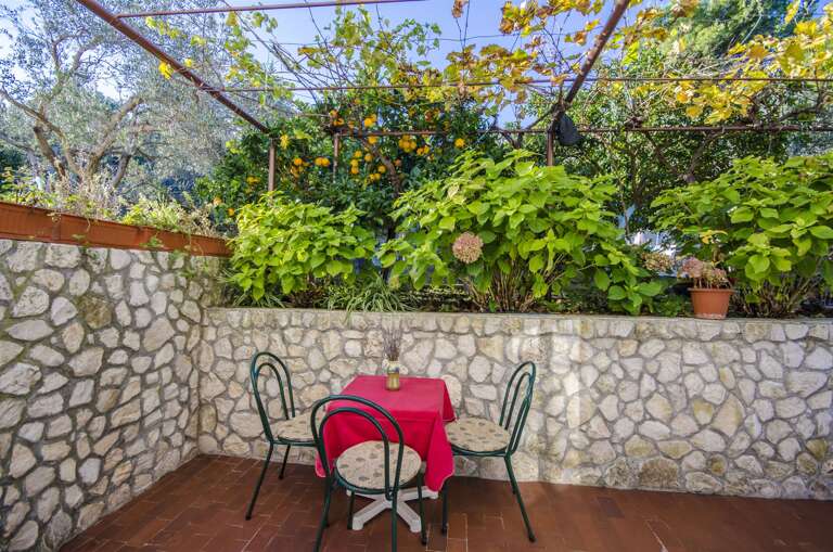 Slatine Apartment Rental