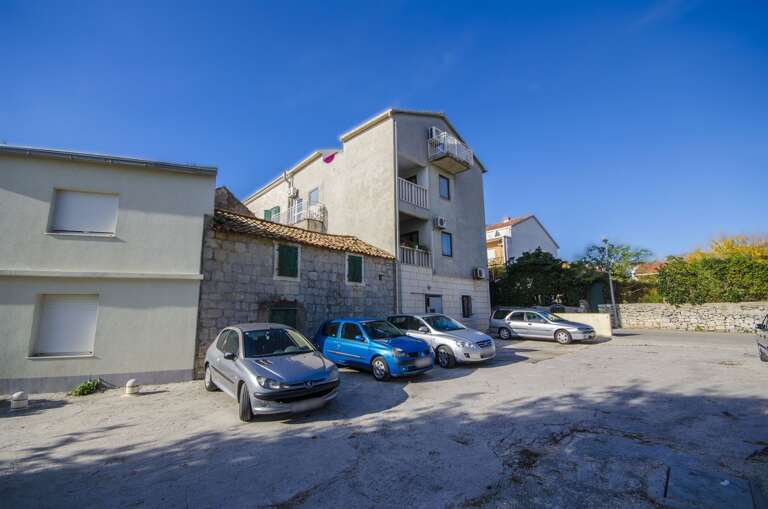 Kastel Stafilic Apartment Rental