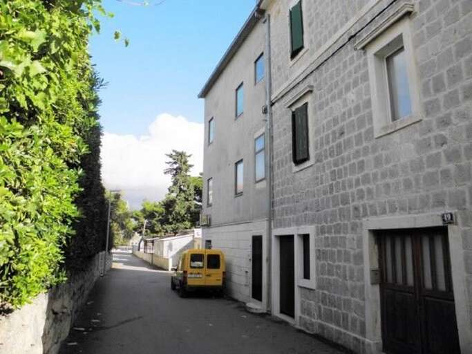 Kastel Stafilic Apartment Rental