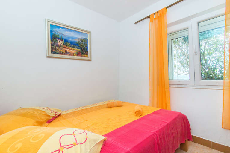 Gdinj Apartment Rental