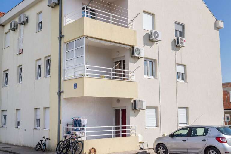 Kastel Stafilic Apartment Rental