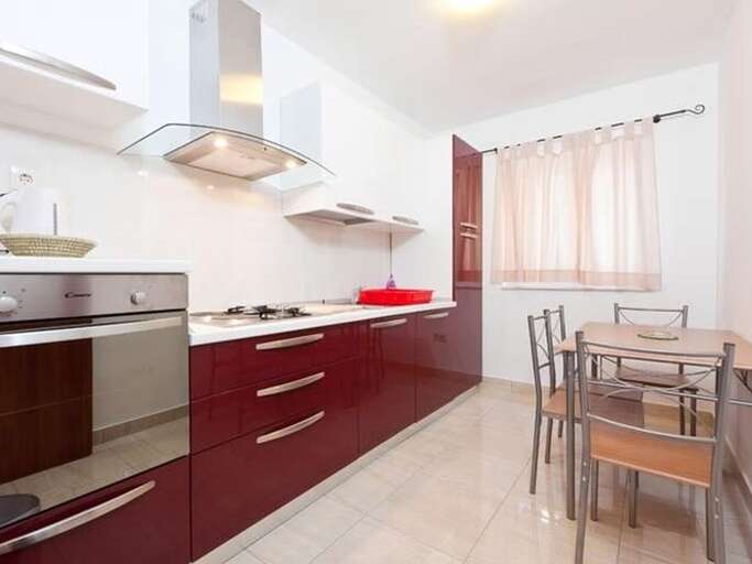 Podgora Apartment Rental