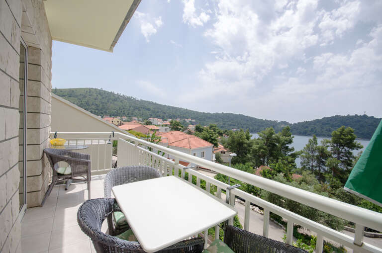 Smokvica Apartment Rental