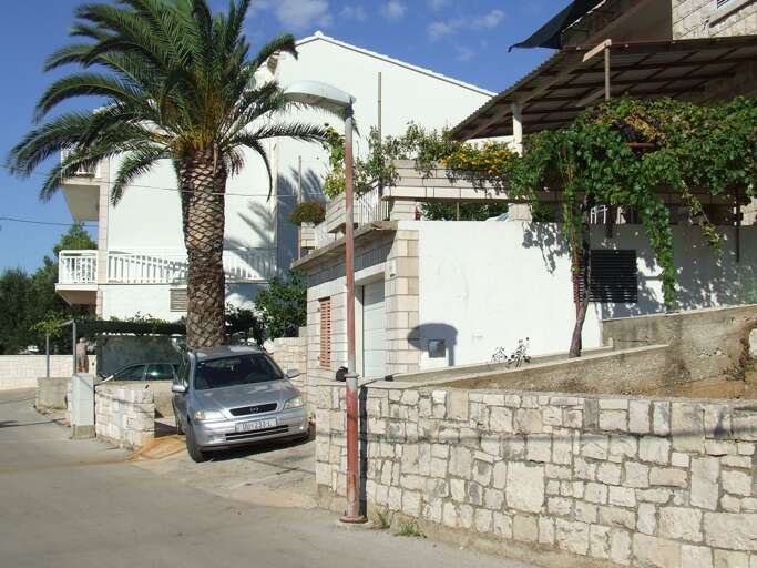 Lumbarda Apartment Rental