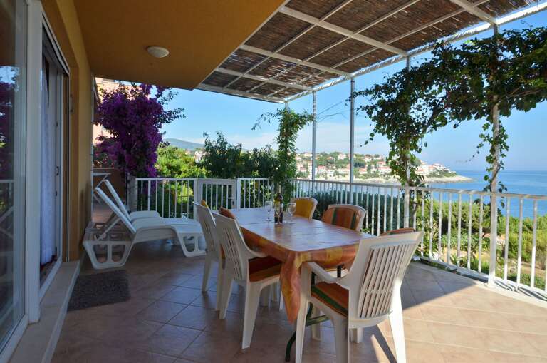 House LaNa - 53101-K1