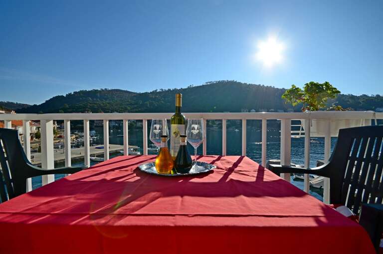 Smokvica Apartment Rental