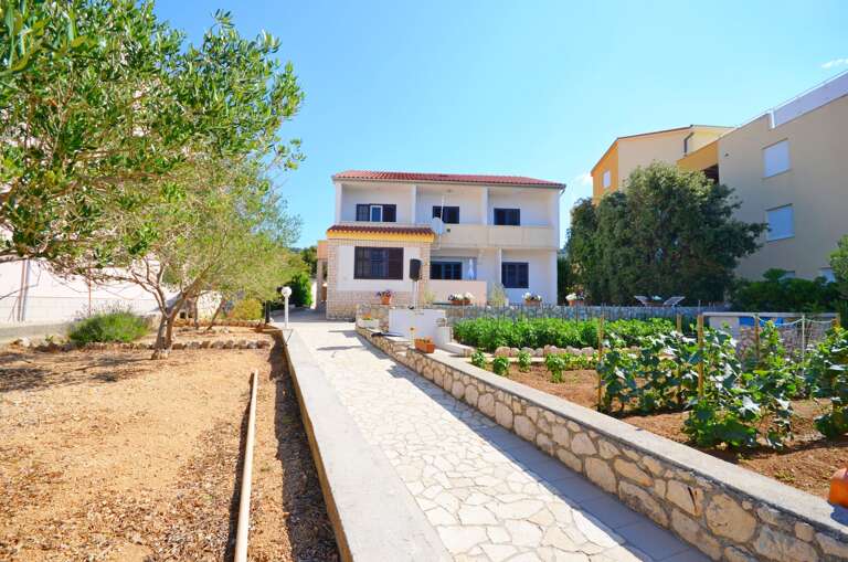 Barbat Na Rabu Apartment Rental