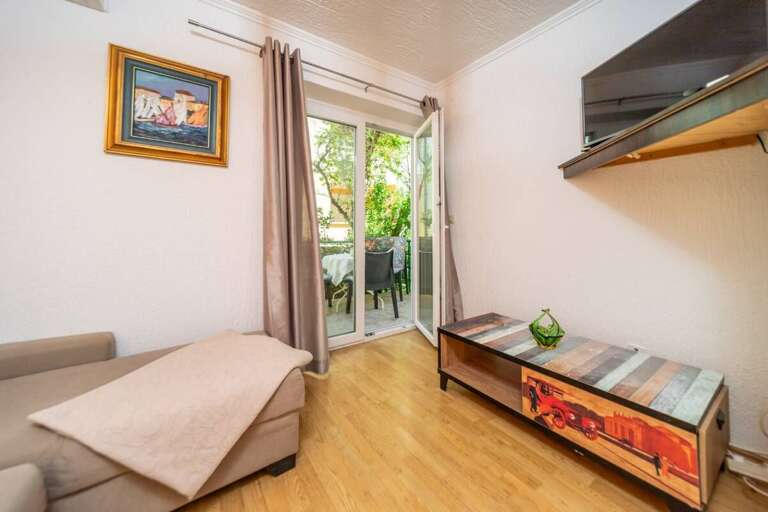 Barbat Na Rabu Apartment Rental