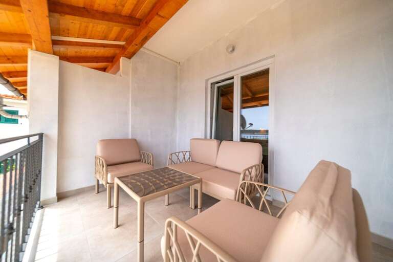 Barbat Na Rabu Apartment Rental
