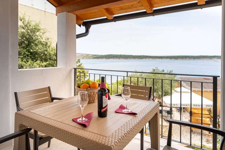 Barbat Na Rabu Apartment Rental