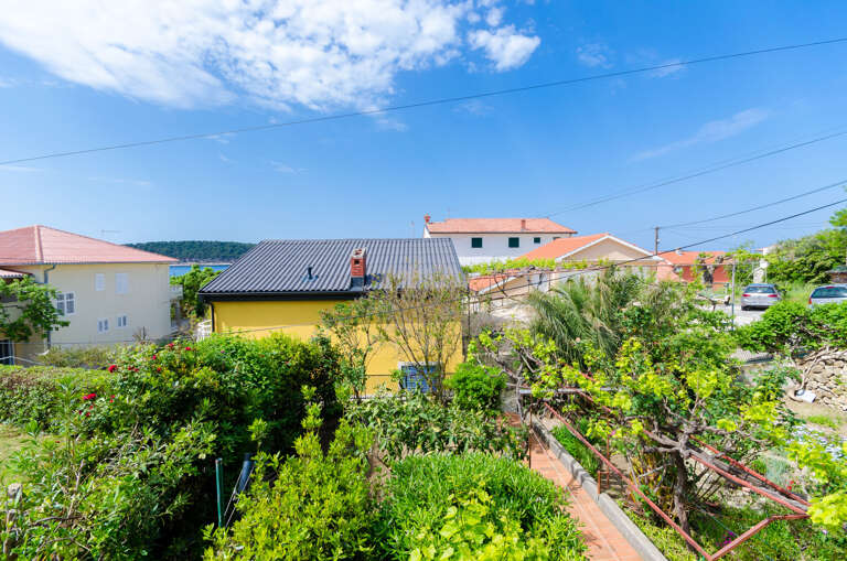 Barbat Na Rabu Apartment Rental