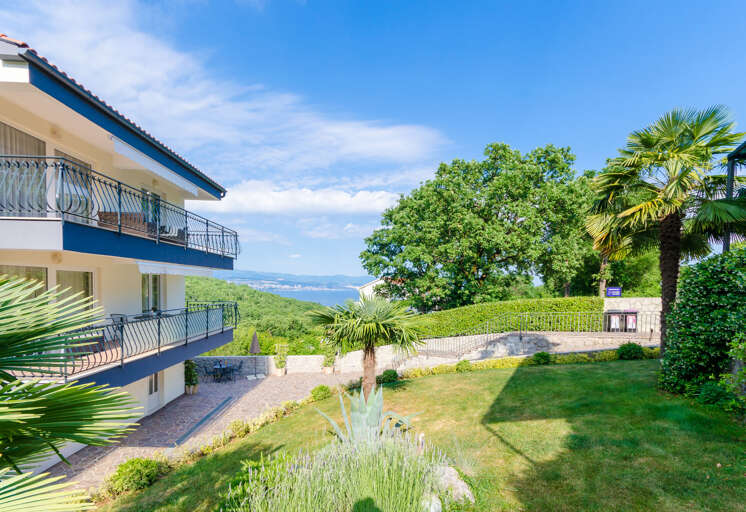 Poljane Apartment Rental