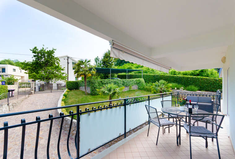 Poljane Apartment Rental