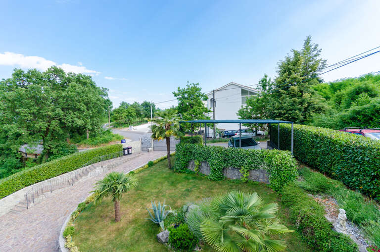 Poljane Apartment Rental