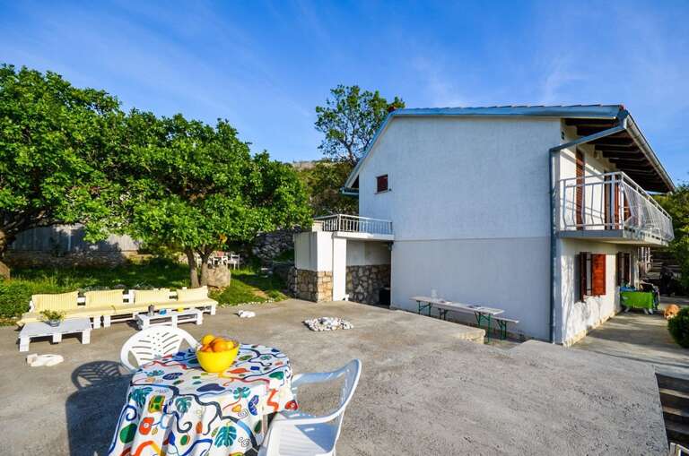 Stinica Apartment Rental