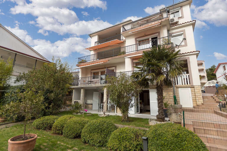 Crikvenica Apartment Rental