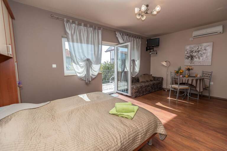Crikvenica Apartment Rental