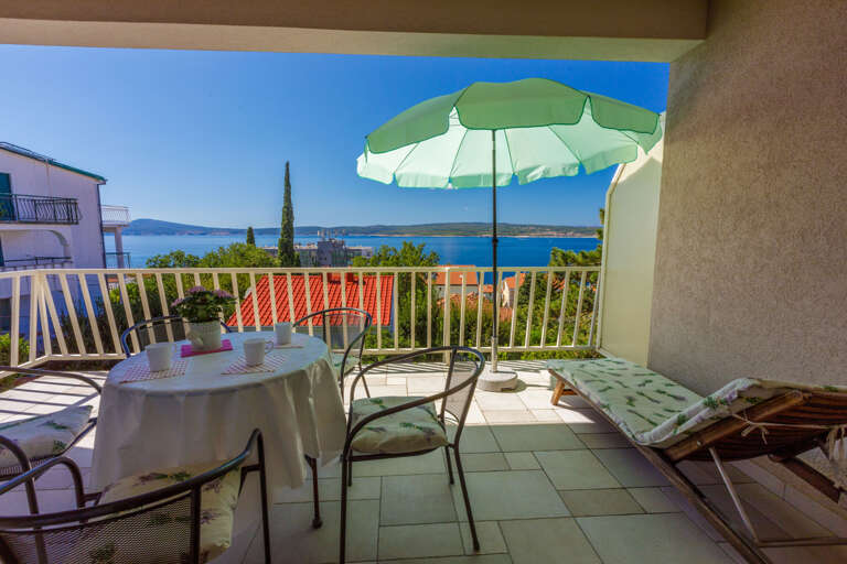 Selce Apartment Rental