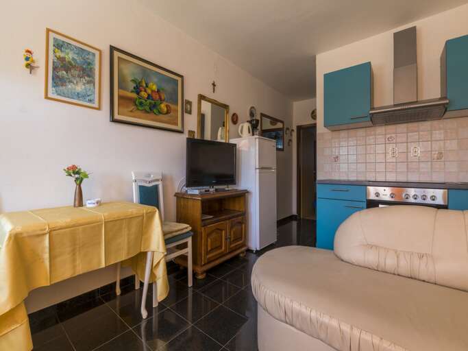 Crikvenica Apartment Rental