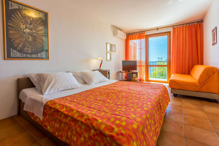 Crikvenica Apartment Rental