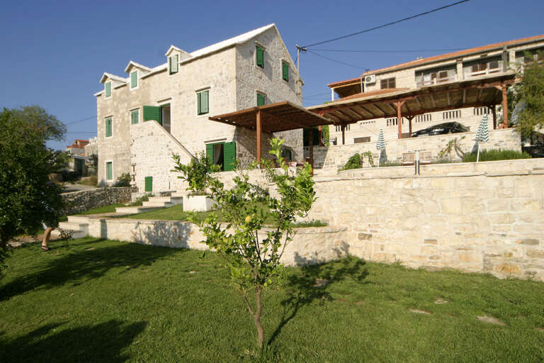 Sumartin Home Rental