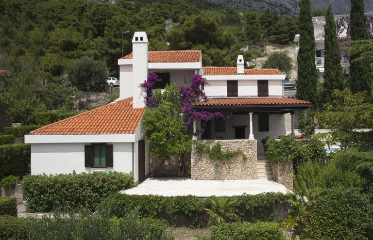 Baska Voda Home Rental