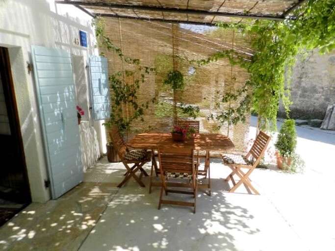 Lindar Home Rental