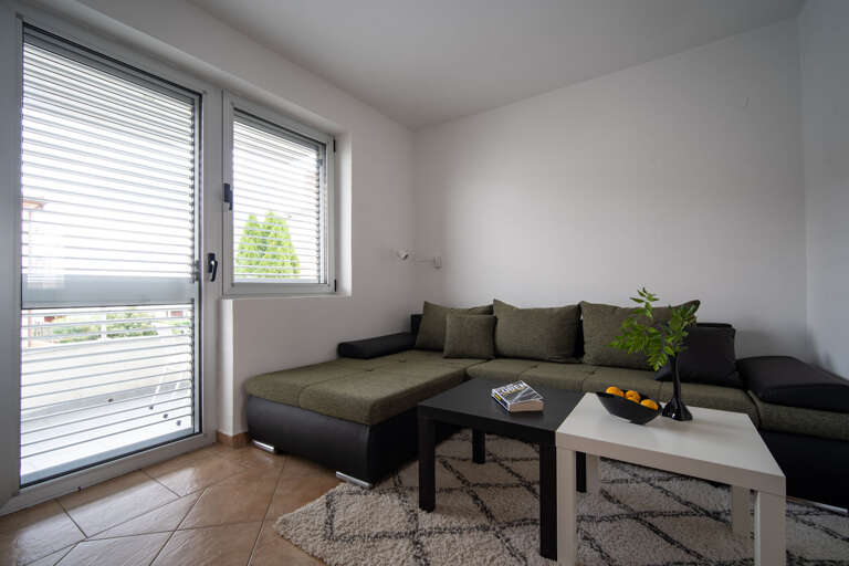 Apartments Valbruna - 72981-A1