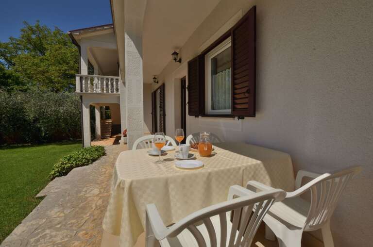 Lasici Apartment Rental