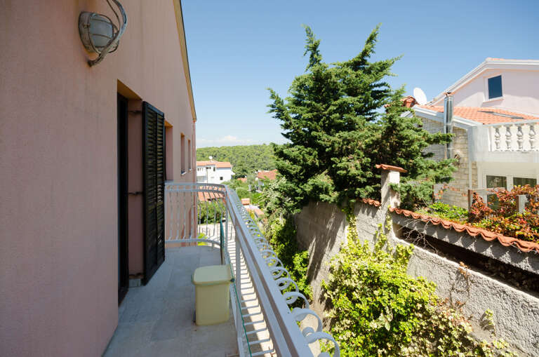 Banjole Apartment Rental
